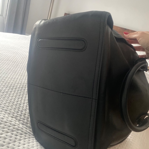 Alexander McQueen - Picture 2 of 5